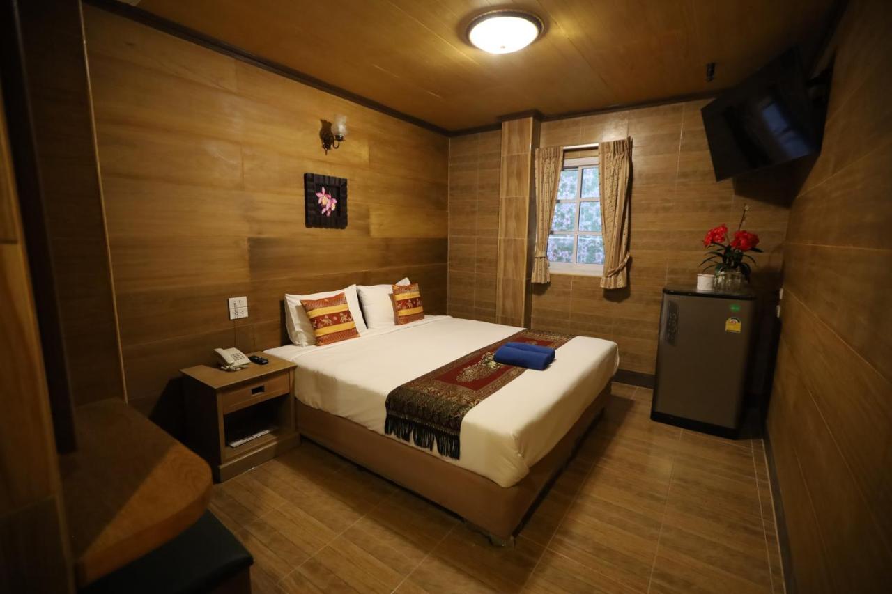 Thai Cozy House - Sha Certified Bangkok Exterior foto